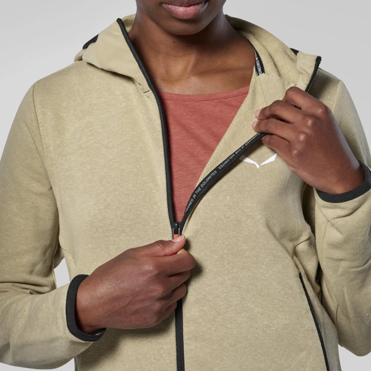 Agner Hemp 2 Kapuzenjacke Damen